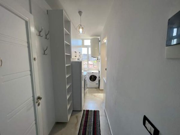 Tirane, shitet garsonier Kati 5, 28 m² 50.000 Euro (Brryli)