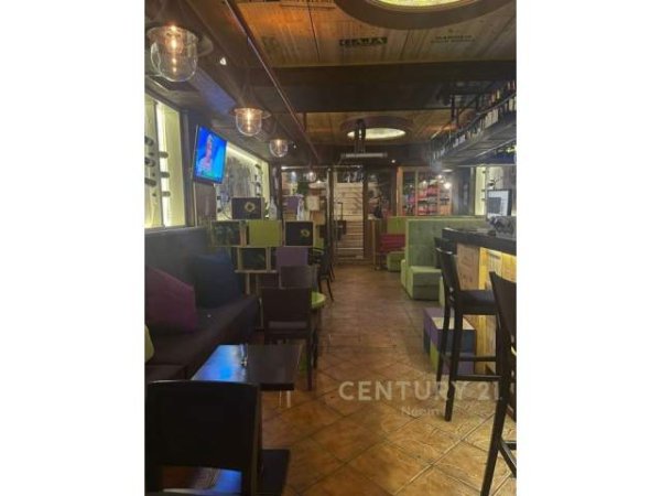 Tirane, jepet me qera ambjent biznesi Kati -1, 90 m² 1.300 Euro (Sheshi Wilson)