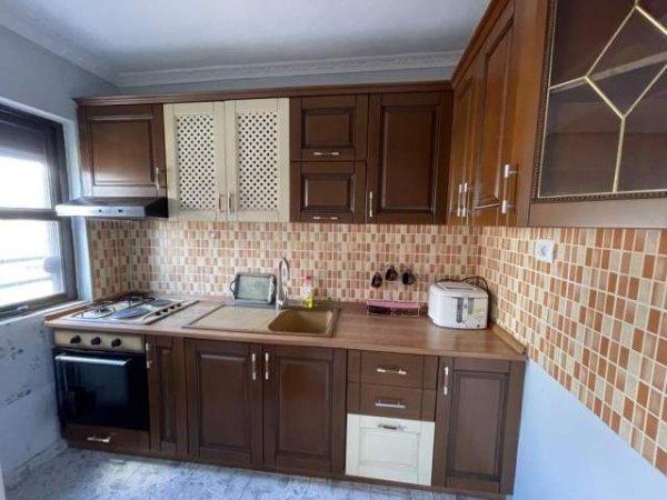 Tirane, shitet apartament 1+1 Kati 4, 56 m² 72.000 Euro (Ali Dem)