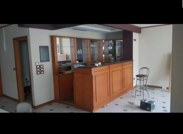 !Shitur! Durres, shes ambjent biznesi Kati 2, 124 m² 170.000 Euro (Vollga, Durres)