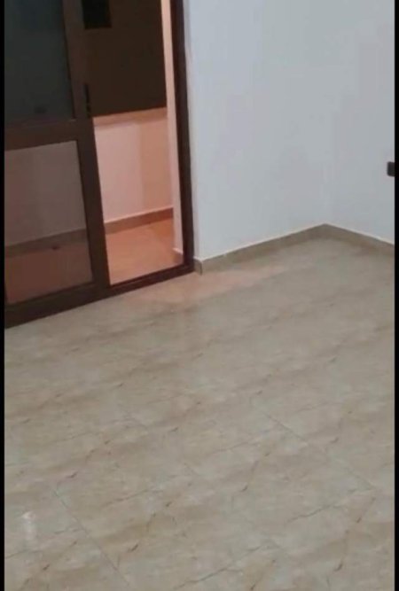 Tirane, jepet me qera shtepi 1+1+BLK Kati 2, 75 m² 26.000 Leke (Kryqi i Kuq)