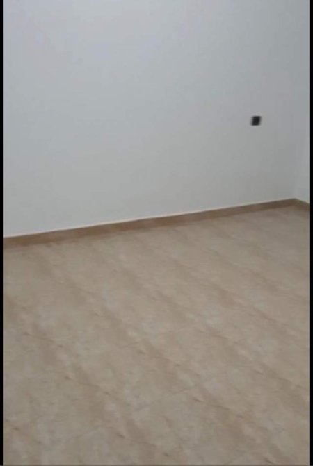 Tirane, jepet me qera shtepi 1+1+BLK Kati 2, 75 m² 26.000 Leke (Kryqi i Kuq)