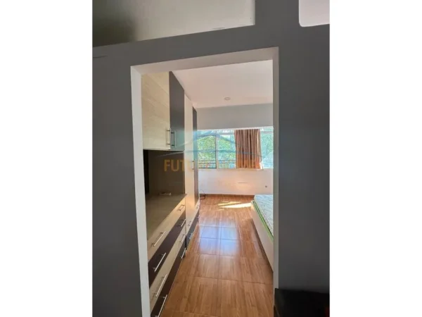 0683487469 Tirane, shitet apartament 1+1 Kati 1, 42 m² 75.000 € (Rruga Dritan Hoxha , Pallatet e Arabit)