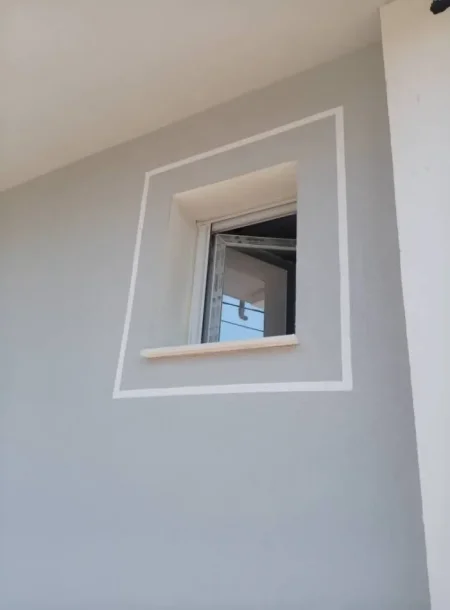 Tirane, njoftim Usta gipsi