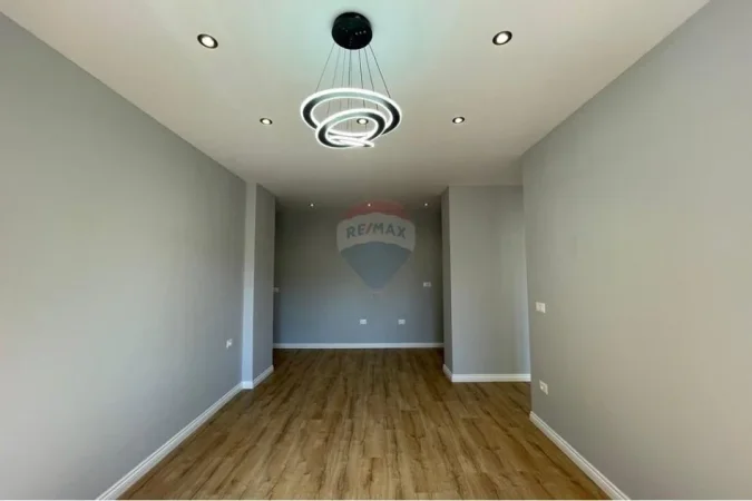 Tirane, shitet apartament 1+1+Ballkon Kati 6, 64 m² 118.000 € 