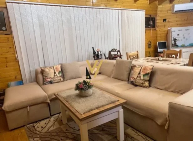 Tirane, shitet Vile 3+1 Kati 0, 120 m² 600.000 € (PETRELE)