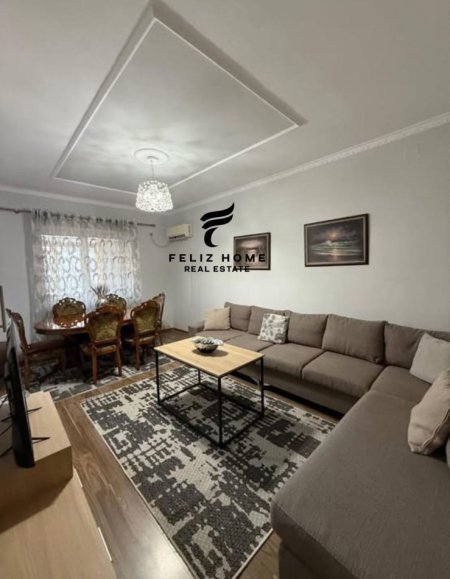 Tirane, jepet me qera apartament 2+1 Kati 3, 90 m² 550 € (DON BOSKO)