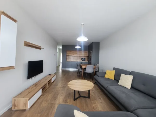 Tirane, jepet me qera apartament 2+1+Ballkon Kati 8, 1 m² 650 € (Rruga Kongresi i Manastirit)