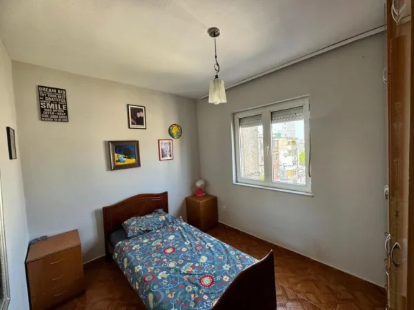 Tirane, jepet me qera apartament 2+1 Kati 5, 72 m² 500 € 