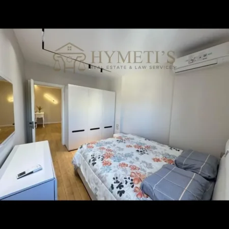 Tirane, jepet me qera apartament 1+1 Kati 5, 65 m² 600 € (Ambasada Amerikane)