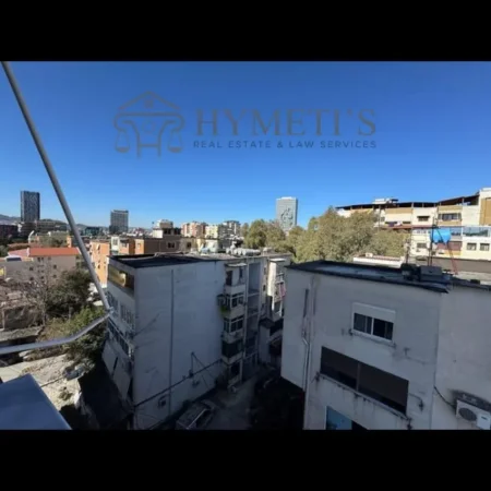 Tirane, jepet me qera apartament 1+1 Kati 5, 65 m² 600 € (Ambasada Amerikane)