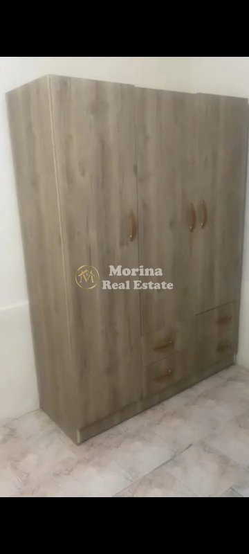 Tirane, jepet me qera apartament 1+1 Kati 1, 50 m² 250 € (Ali Demi)