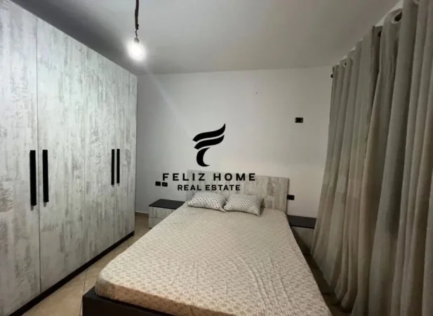 Tirane, jepet me qera apartament 1+1 Kati 2, 60 m² 550 € (QENDER)