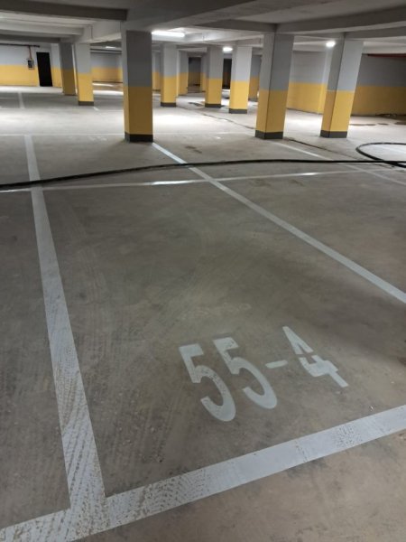 Tirane, bulevardibi ri,  jepet me qera garazh | post parkimi Kati -4, 15 m² 7000 lek (Rruga Karl Gega)
