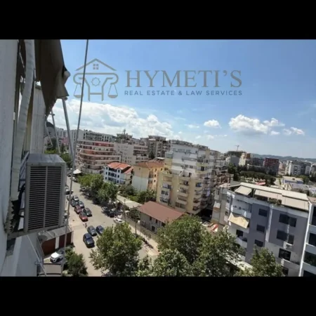 Tirane, jepet me qera apartament 2+1 Kati 7, 110 m² 600 € (Don Bosko)