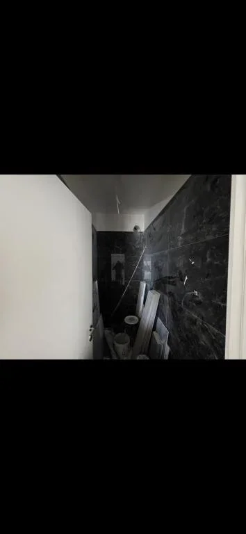 Tirane, shitet apartament 2+1+Ballkon , 107 m² 230.000 € (rruga mine peza)