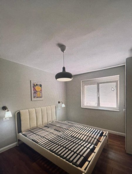 Tirane, jepet me qera apartament 1+1+Ballkon Kati 3, 56 m² 400 € 