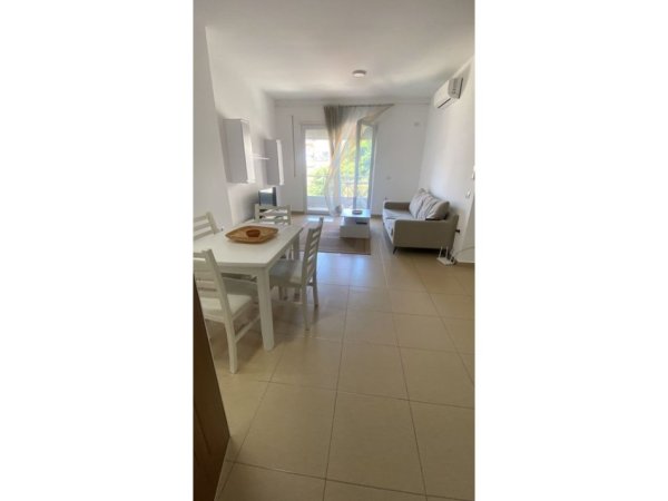 Tirane, jepet me qera apartament 1+1 Kati 2, 71 m² 590 € 