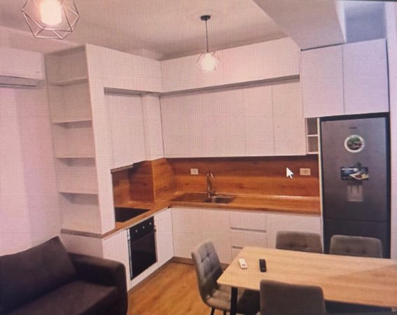 Tirane, jepet me qera apartament 1+1+Ballkon Kati 3, 63 m² 420 €