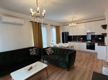 Tirane, jepet me qera apartament 2+1+Aneks+Ballkon Kati 3, 109 m² 750 € (Rruga Xhanfize Keko)