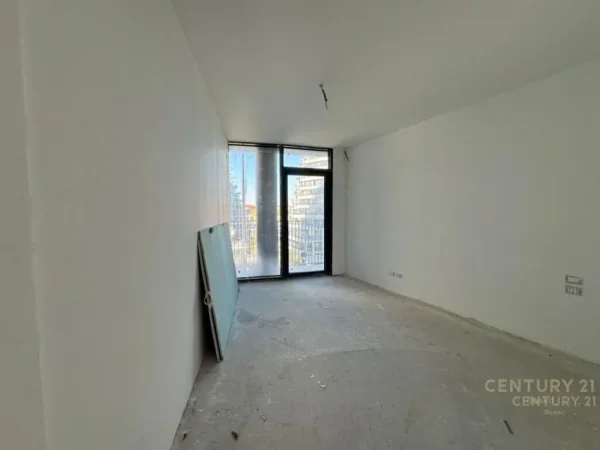 Tirane, shitet apartament 3+1 Kati 4, 249 m² 770.000 € 