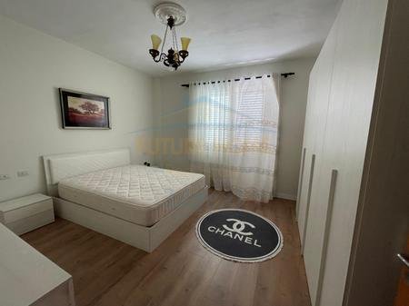 Tirane, jepet me qera apartament 1+1+Ballkon Kati 4, 500 m² 500 € 