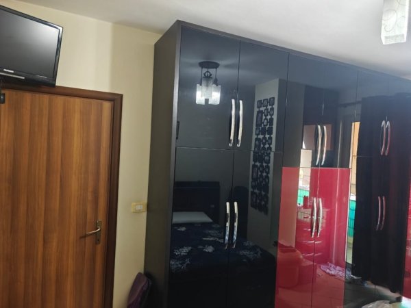 Tirane, jepet me qera apartament 2+1+Ballkon Kati 3, 100 m² 800 € (don bosko)