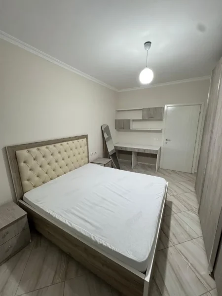 Tirane, jepet me qera apartament 1+1 Kati 6, 600 € 