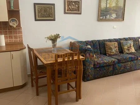 Tirane, shitet apartament 1+1 Kati 5, 75 m² 155.000 € 
