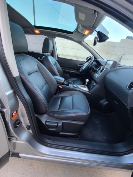 Tirane, shes makine Nissan qashqai 2.0 Benzin+Gaz, gri metalizato automatik Klima 6.800 €