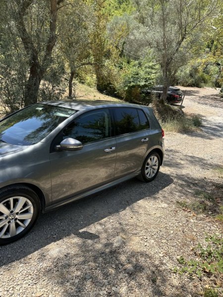 Tirane, shitet Golf Nafte, gri e erret automatik Kondicioner 7.500 €
