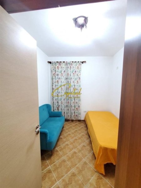 Tirane, jepet me qera apartament 2+1 Kati 7, 60 m² 550 € (2)