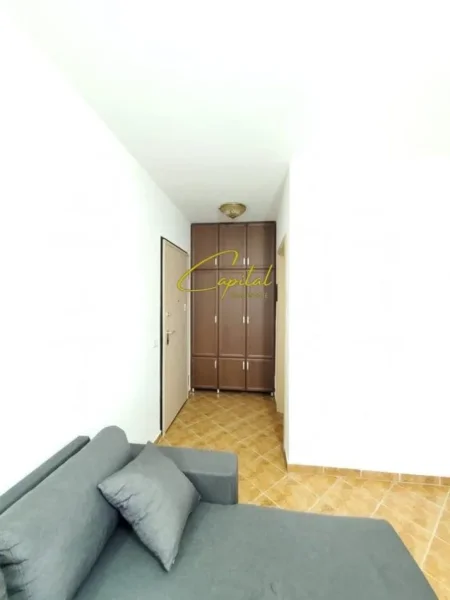 Tirane, jepet me qera apartament 2+1 Kati 7, 60 m² 550 € (2)