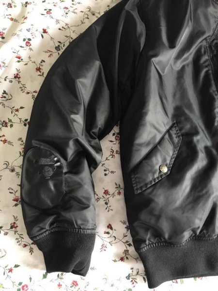 Tirane, shes SHITET XHUP I VECANT MASTERMIND BAPE JAPAN MASA M 490 €