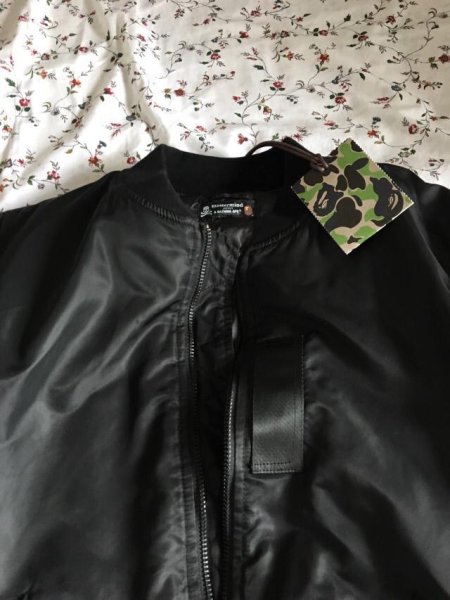Tirane, shes SHITET XHUP I VECANT MASTERMIND BAPE JAPAN MASA M 490 €