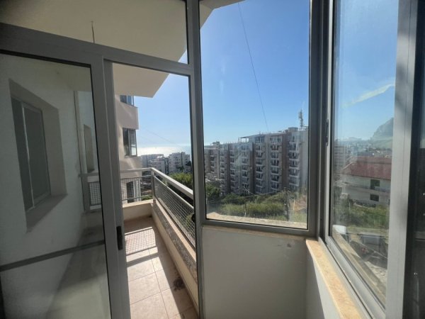 Durres, shitet apartament 2+1+Ballkon Kati 2, 80 m² 80.000 € (Shkemb Kavaje)