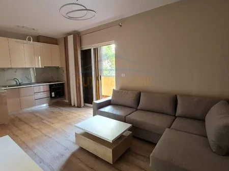 Tirane, shitet apartament 1+1 Kati 1, 58 m² 17.000.000 € 