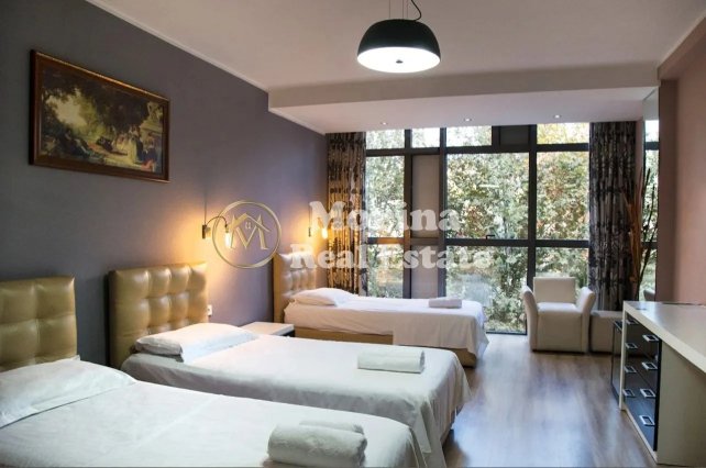 Tirane, jepet me qera hotel Kati 1, 500 m² 7.500 € (Dritan Hoxha)