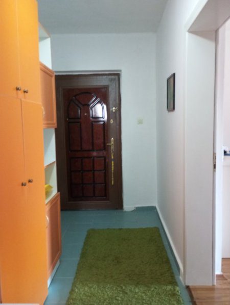 Berat, shitet apartament 1+1+Aneks+Ballkon Kati 5, 65 m² 40.000 € (Antipatja Agron elezi)