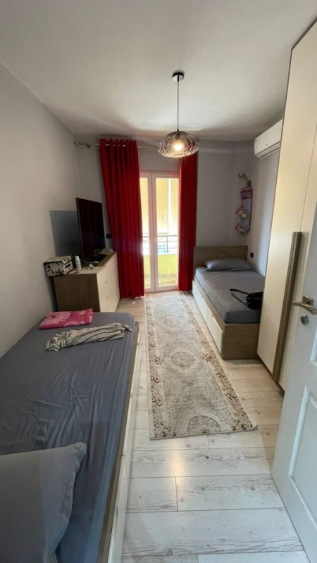 Tirane, shitet apartament 2+1+Ballkon Kati 2, 120 m² 155.000 € (Astir)