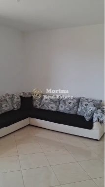 Tirane, jepet me qera apartament 3+1+Ballkon Kati 4, 140 m² 350 € (Fresku)