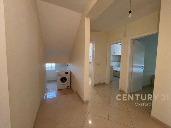 Tirane, jepet me qera Vile 2+1 Kati 1, 100 m² 450 € (Selite)