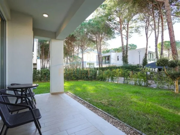 Durres, shitet apartament 2+1 Kati 0, 98 m² 350.000 € (Gjiri I Lalëzit)