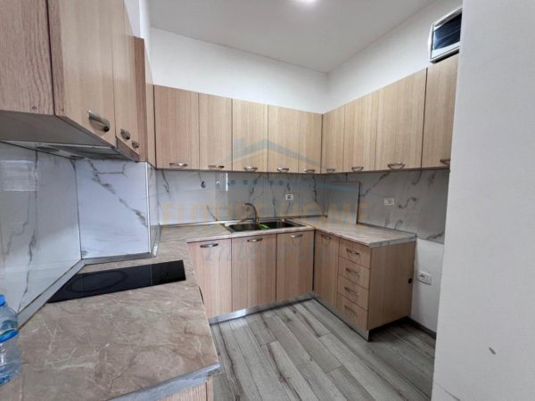 ALI DEM Tirane, shitet apartament 3+1 Kati 6, 131 m² (ISH MARKATA ALI DEM)
