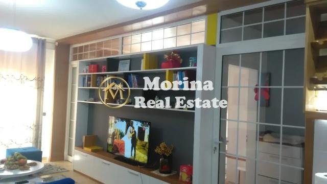 Tirane, jepet me qera apartament 1+1 Kati 9, 60 m² 350 € (Fresku)