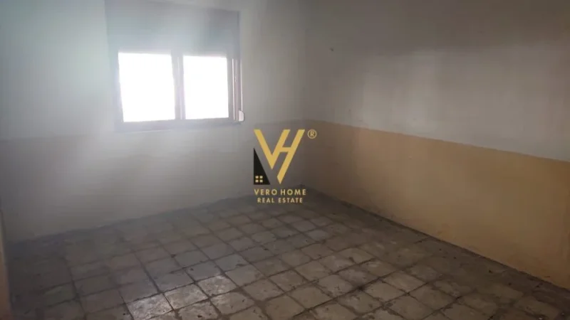 Kavaje, shitet apartament 1+1+Ballkon Kati 0, 54 m² 32.000 € (AGJENSIA)