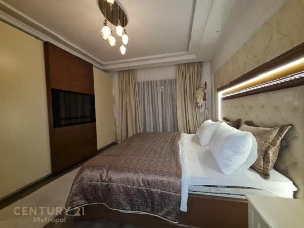 Tirane, jepet me qera apartament 2+1 Kati 4, 112 m² 1.000 € (Astir)