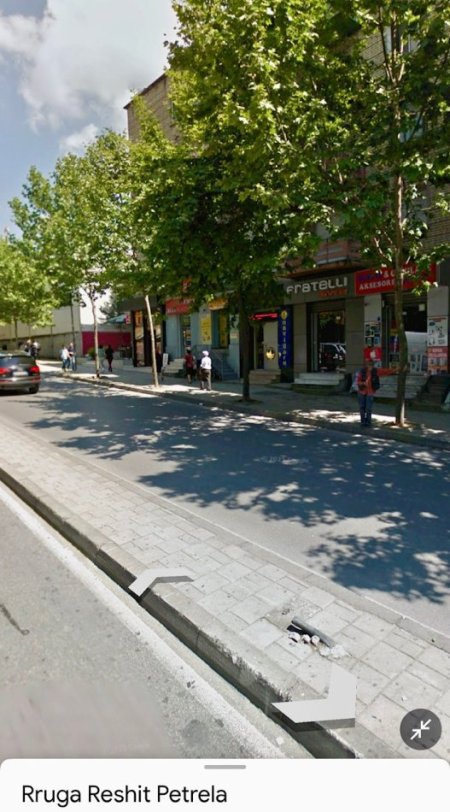 Tirane, shitet dyqan Kati 0, 65 m² 270.000 € (Reshit Petrela)