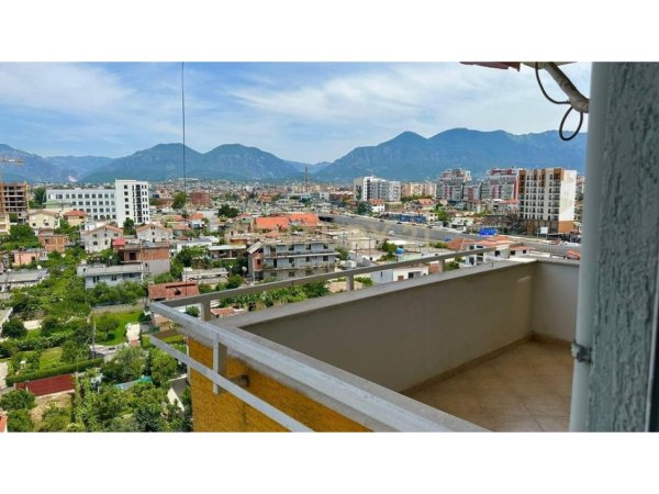 Tirane, jepet me qera apartament 2+1 Kati 7, 85 m² 550 € (Astir)