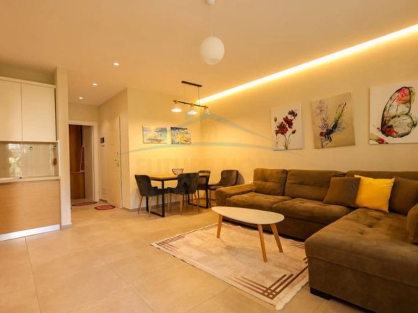 Durres, shitet apartament 1+1 Kati 0, 72 m² 253.400 € (Gjiri I Lalëzit)